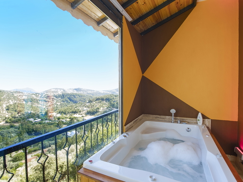  gece  -  Kasım
  | Kalkan İslamlar'da Jakuzili ve Isıtmalı Havuzlu Romantik Villa Tatili